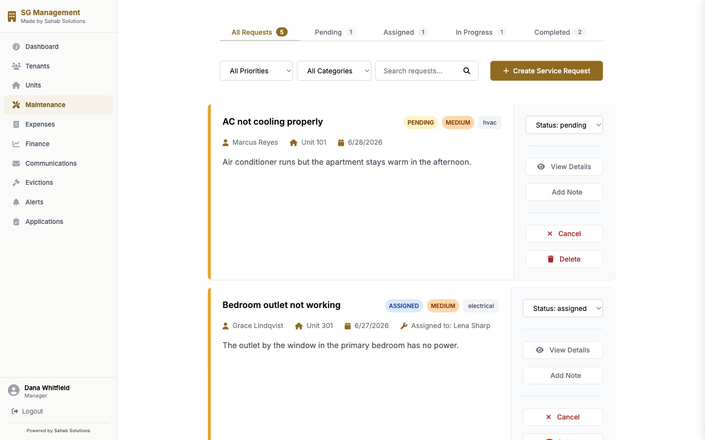 Sahab Key service requests with pending, assigned, and in-progress status tabs